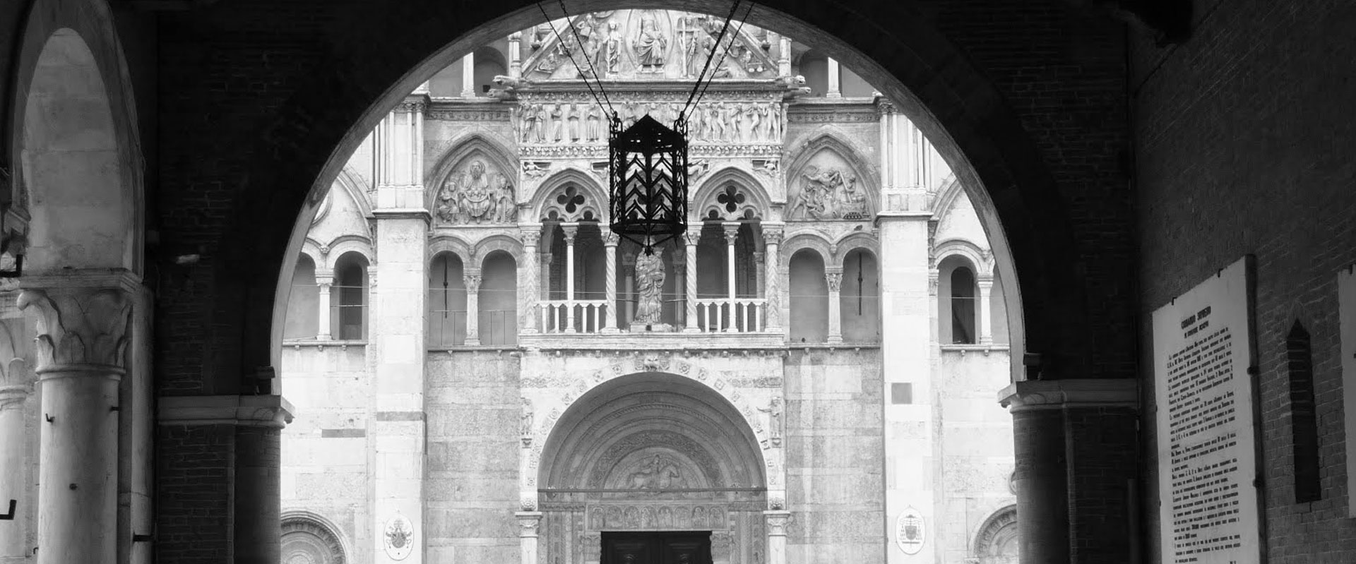 Services for all of the Estense Hostel